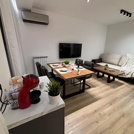 Brand New 2bd Modern And Cozy * Σόφια