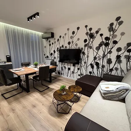 Brand New 2bd Modern And Cozy Διαμέρισμα *