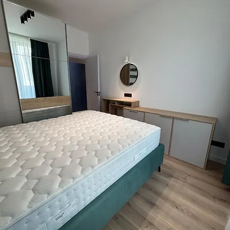 Διαμέρισμα Brand New 2bd Modern And Cozy *