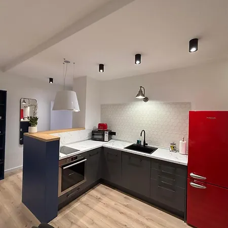 Brand New 2bd Modern And Cozy *